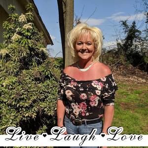 Meet your Posher, Brenda